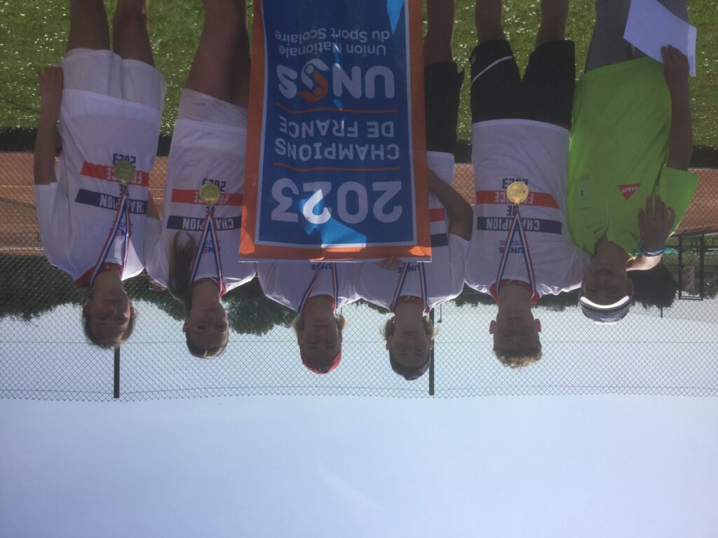 Les lycéens de l&rsquo;Institution Rey champions de France de tennis UNSS !