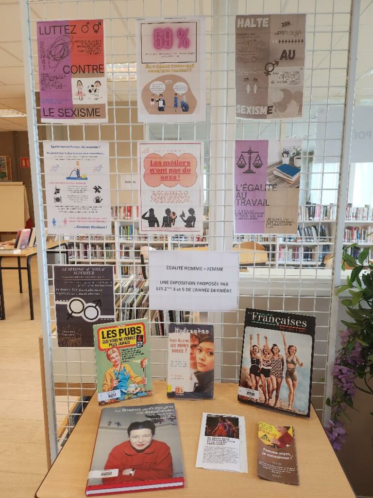 Exposition égalité homme femme au CDI