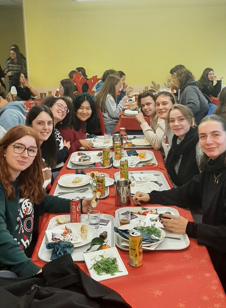 Ce jeudi 21 décembre c&rsquo;était le repas de Noël !