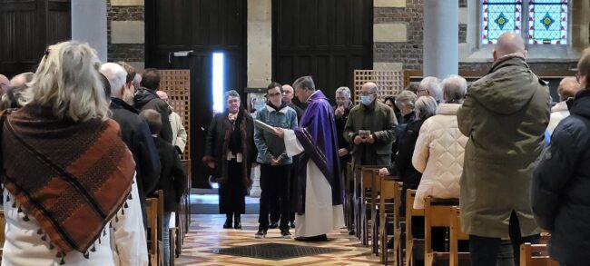 Entrée2_catéchuménat_Ilhan_GRAF_à_l_Eglise_BG_